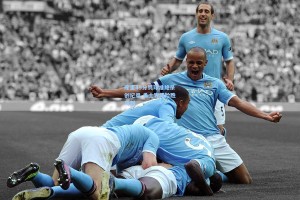 库里49分罚球准绝杀创纪录 勇士客场险胜马刺