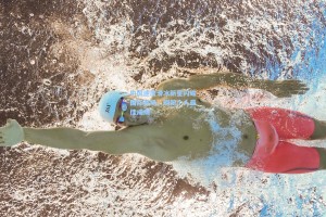 中国速度滑冰新星闪耀国际赛场，刷新个人最佳成绩