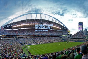 纳达尔鏖战五盘险胜德约科维奇 第15次晋级法网男单决赛