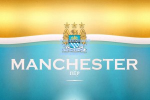 争议与逆转交织的绿茵大戏，D站米兰哥演绎以彼之道还施彼身，裁判判罚成赛后焦点