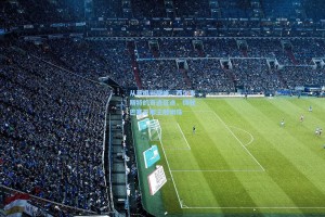 从草根到巅峰，西尔韦斯特的奇迹征途，铸就巴塞罗那王冠明珠