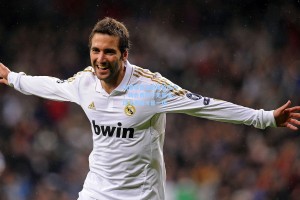 埃基蒂克直面身价压力，转会费数字无意义，球场表现才是一切